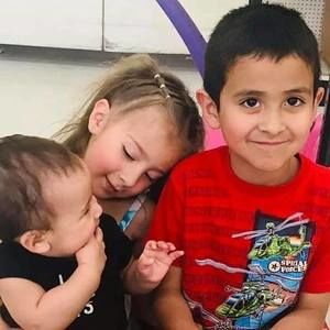 Meet your Posher, Javier